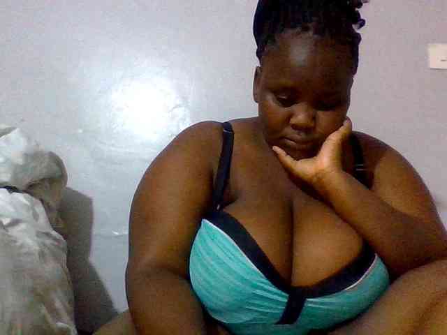 Bursty-Monique webcam