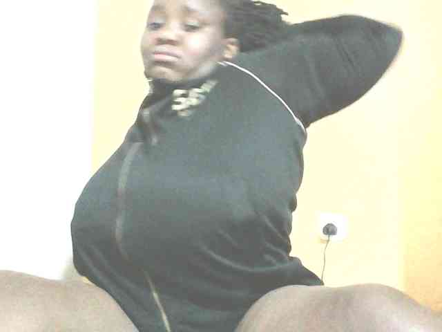 Bursty-Monique webcam