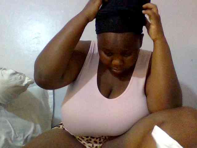 Bursty-Monique webcam