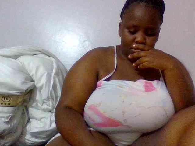 Bursty-Monique webcam