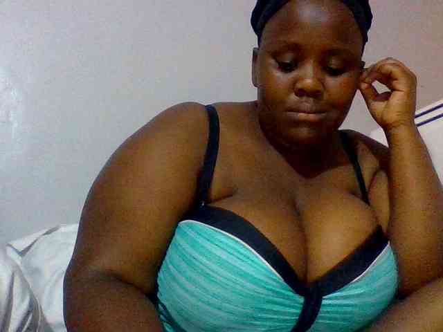 Bursty-Monique webcam