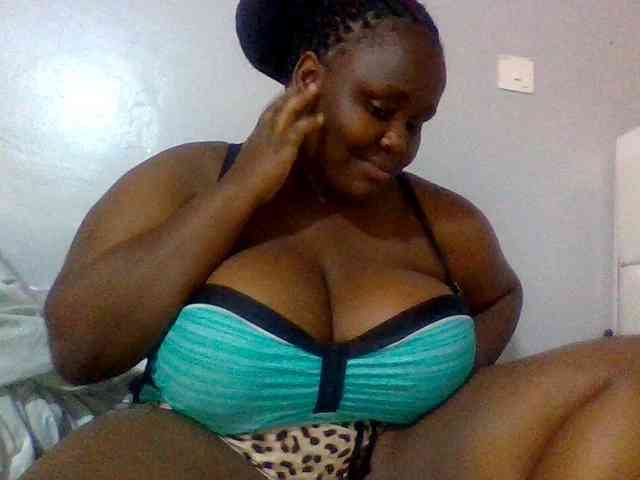 Bursty-Monique webcam