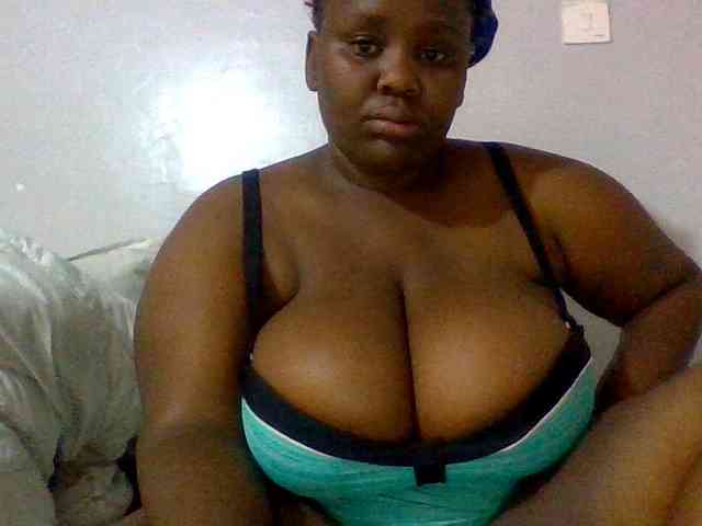 Bursty-Monique webcam