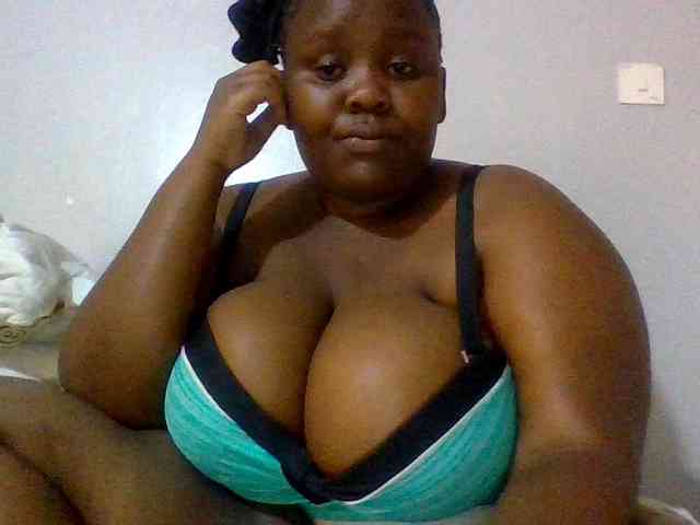 Bursty-Monique webcam