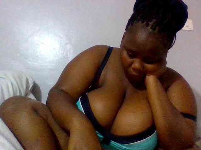 Bursty-Monique webcam