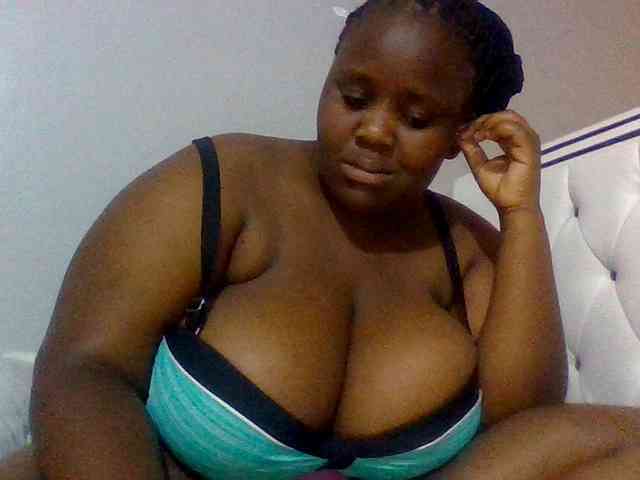 Bursty-Monique webcam