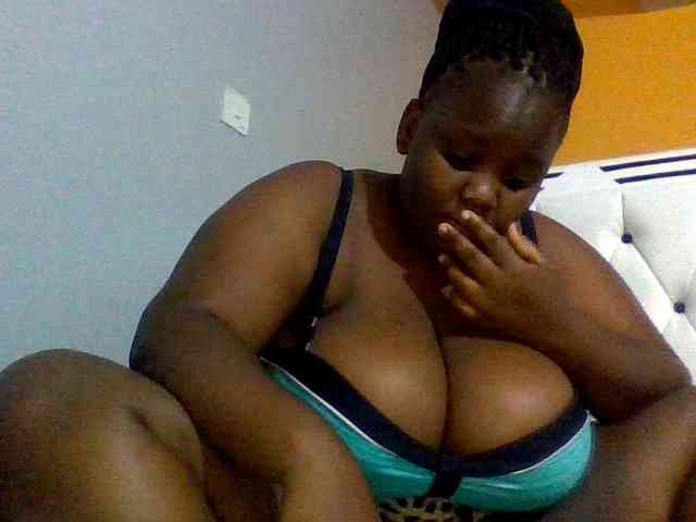 Bursty-Monique webcam