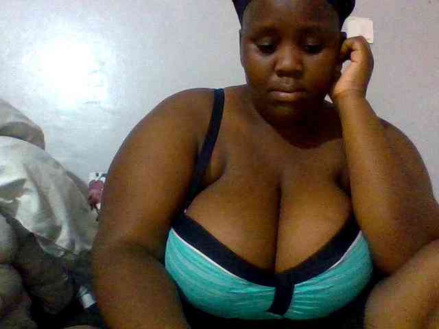 Bursty-Monique webcam