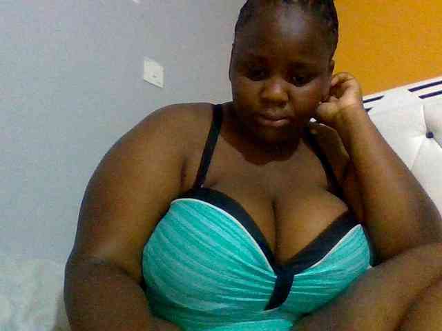 Bursty-Monique webcam