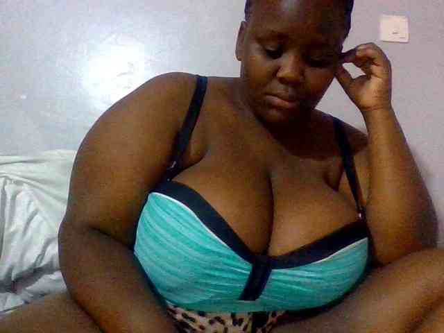 Bursty-Monique webcam