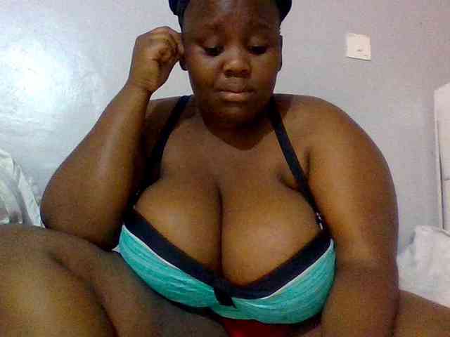 Bursty-Monique webcam