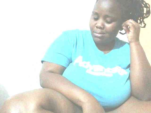 Bursty-Monique webcam