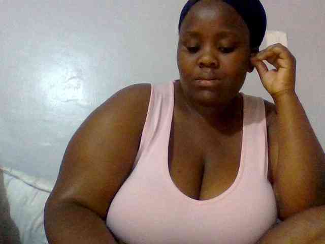 Bursty-Monique webcam
