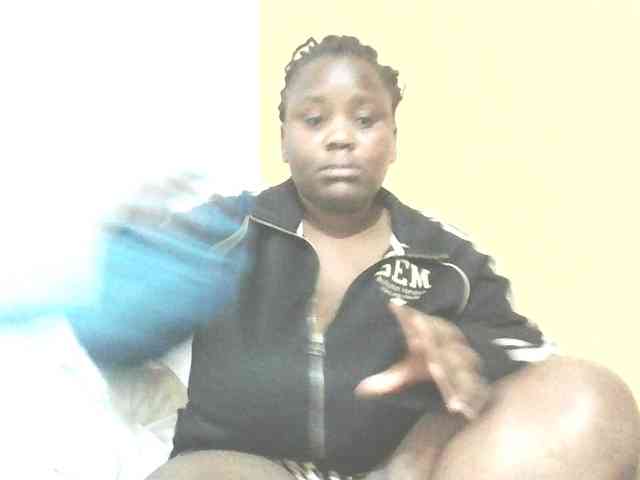 Bursty-Monique webcam