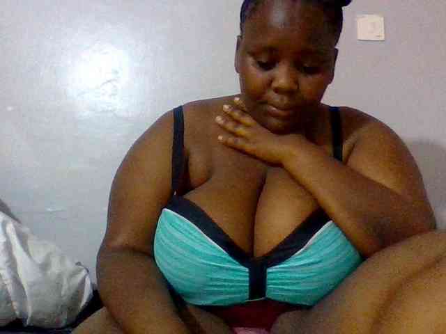Bursty-Monique webcam