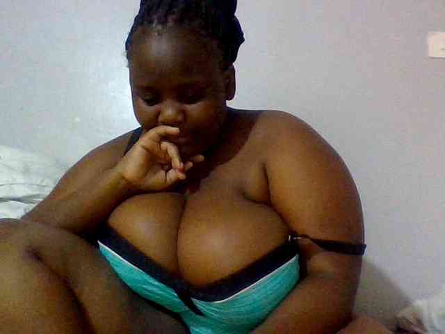 Bursty-Monique webcam