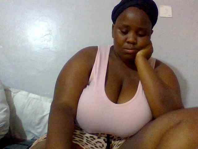 Bursty-Monique webcam