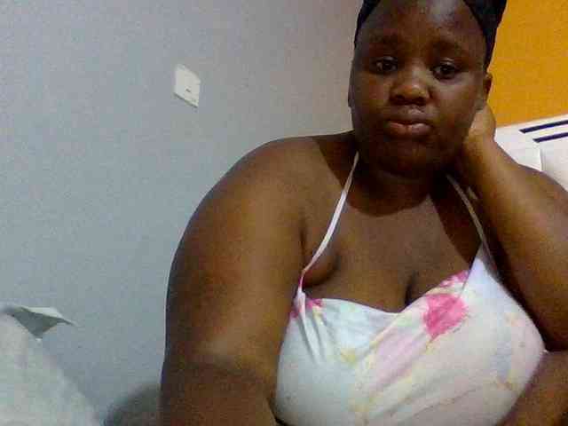 Bursty-Monique webcam