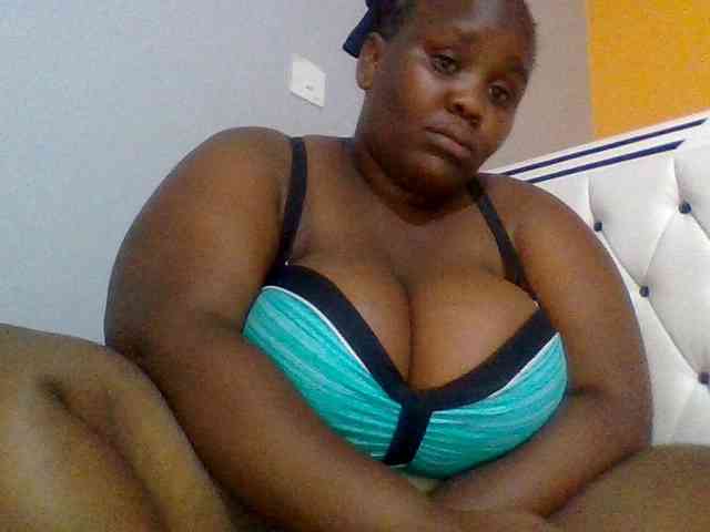 Bursty-Monique webcam