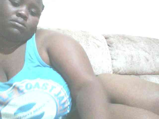 Bursty-Monique webcam