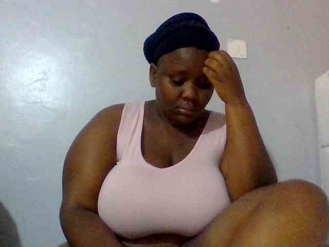 Bursty-Monique webcam