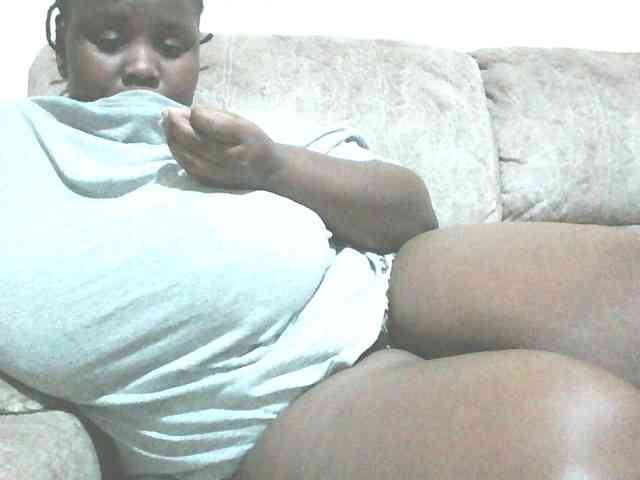Bursty-Monique webcam