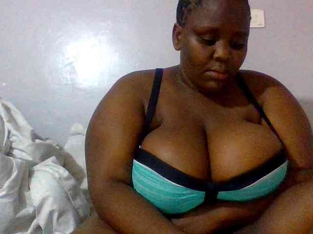 Bursty-Monique webcam