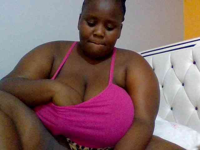 Bursty-Monique webcam