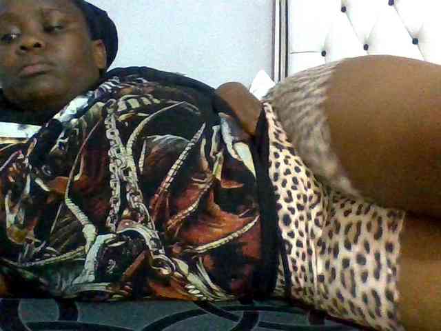 Bursty-Monique webcam