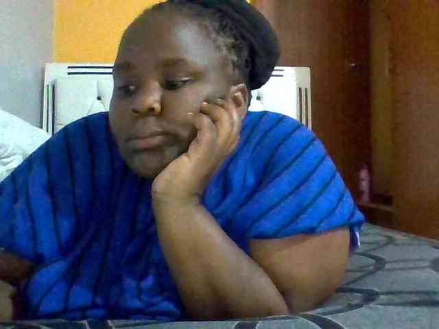 Bursty-Monique webcam