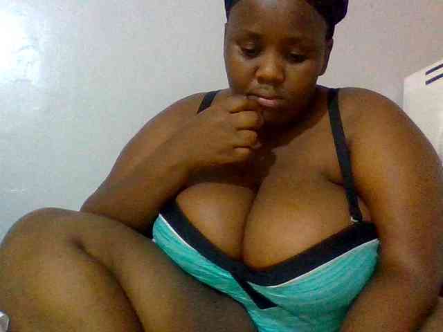 Bursty-Monique webcam