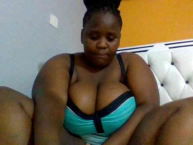 Bursty-Monique webcam