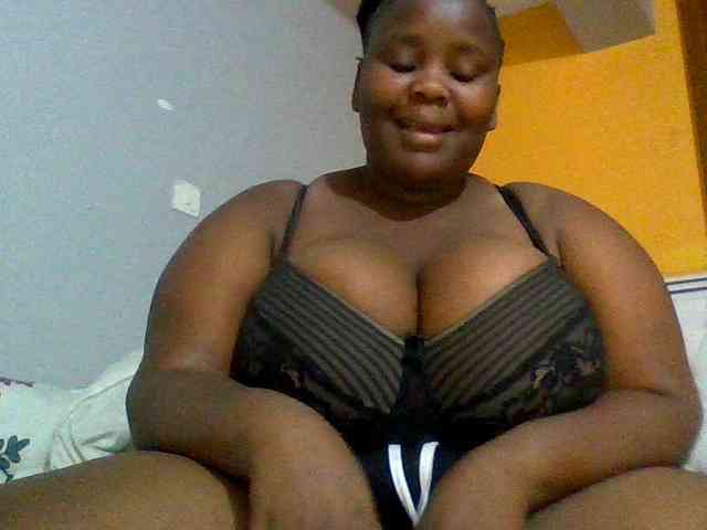 Bursty-Monique webcam