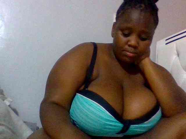 Bursty-Monique webcam