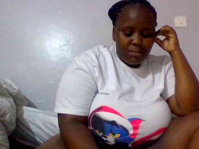 Bursty-Monique webcam