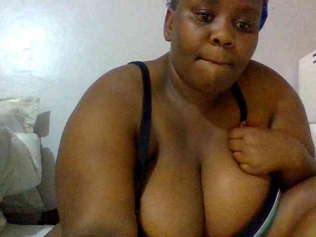 Bursty-Monique webcam