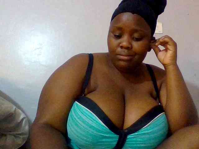 Bursty-Monique webcam