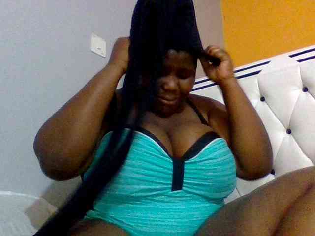 Bursty-Monique webcam