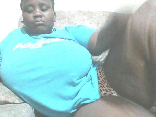 Bursty-Monique webcam