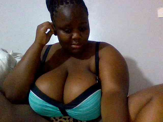 Bursty-Monique webcam