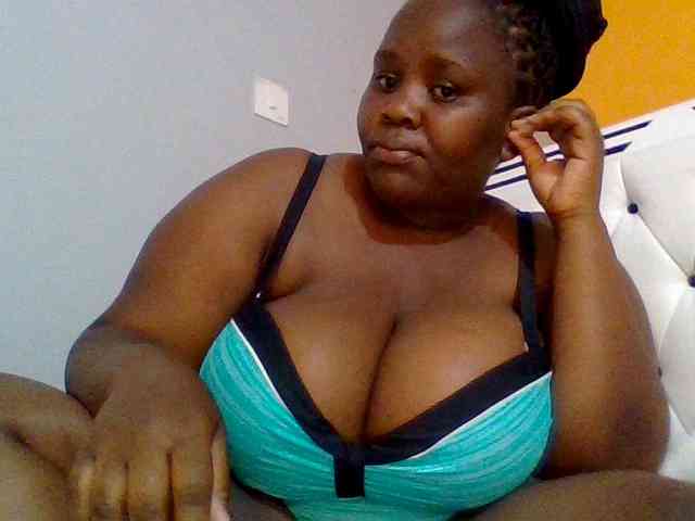 Bursty-Monique webcam