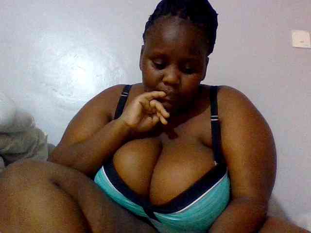 Bursty-Monique webcam