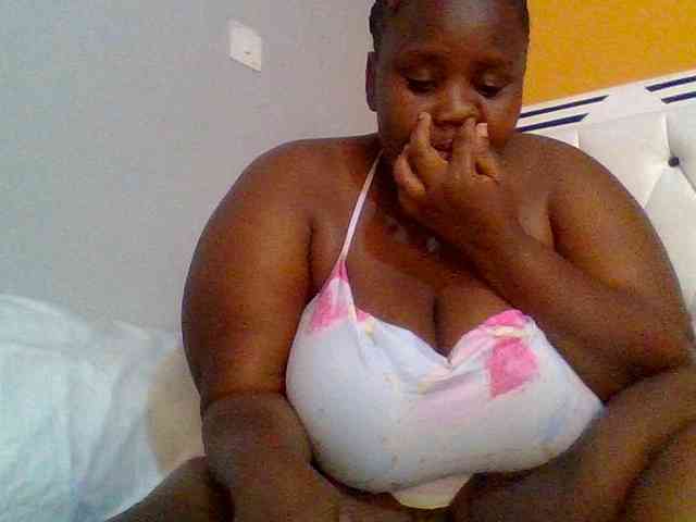 Bursty-Monique webcam