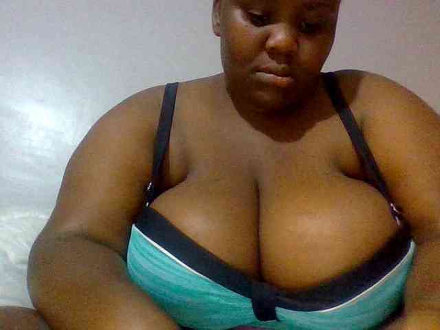 Bursty-Monique webcam