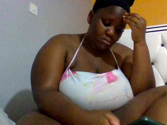 Bursty-Monique webcam
