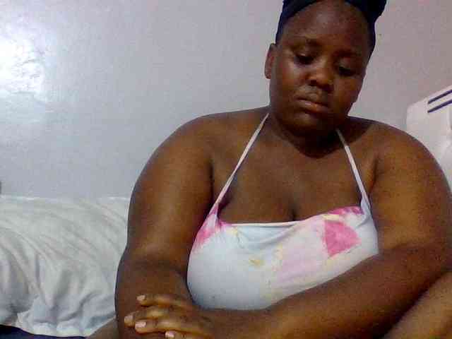 Bursty-Monique webcam
