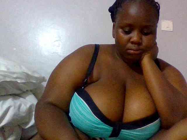 Bursty-Monique webcam