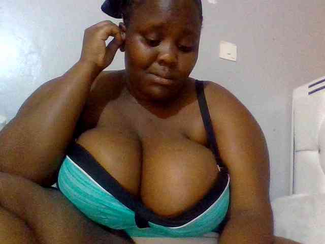 Bursty-Monique webcam