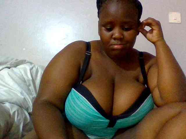 Bursty-Monique webcam