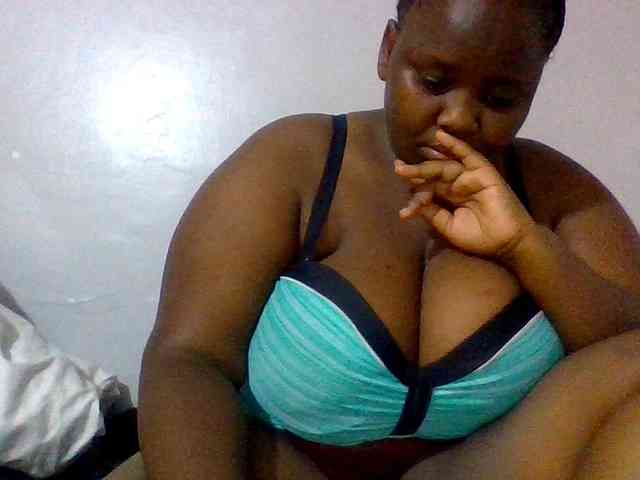 Bursty-Monique webcam